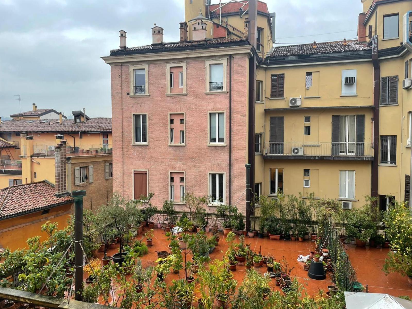 Le Suites Dell'Edera Bologna Exteriör bild