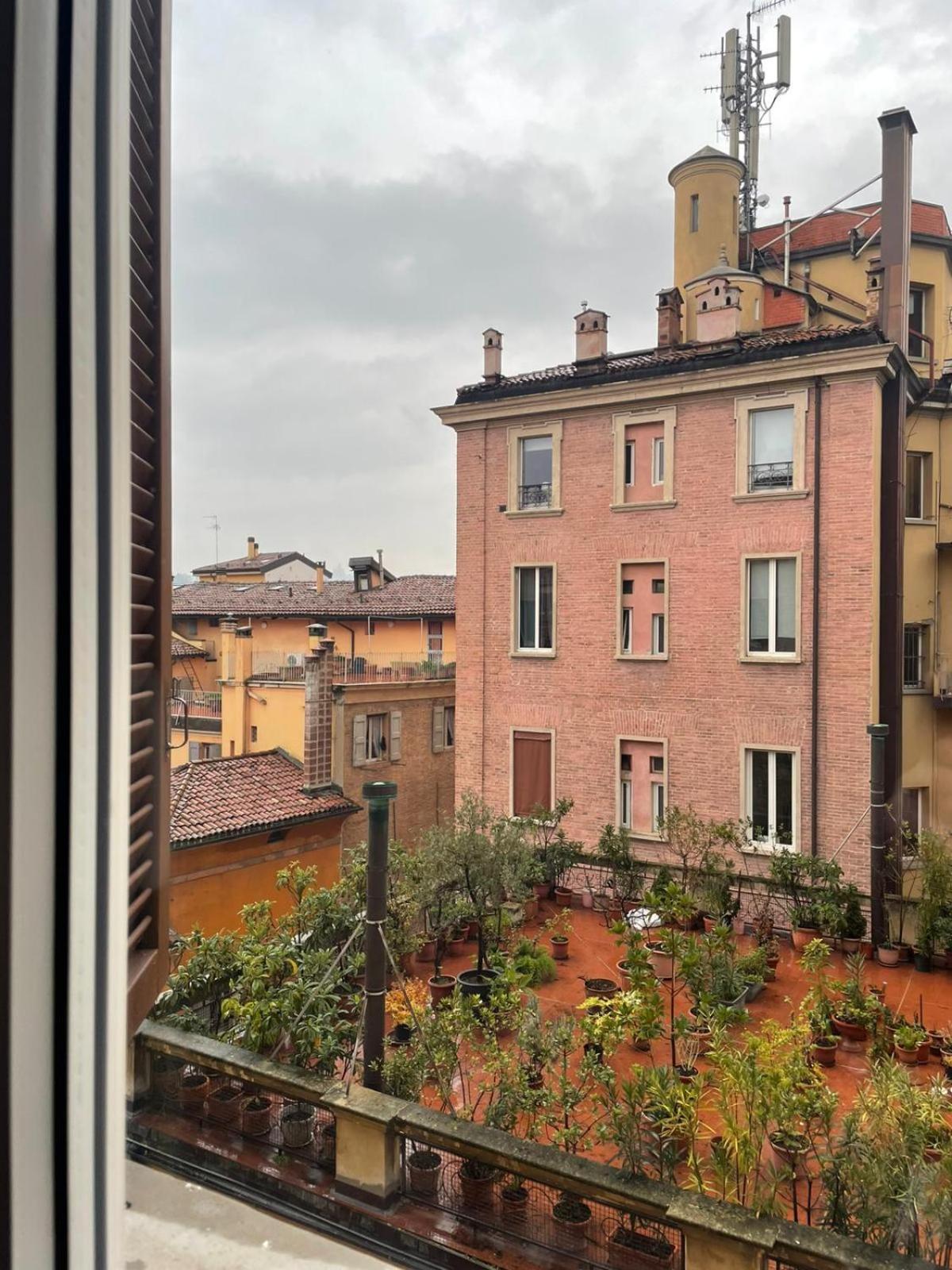 Le Suites Dell'Edera Bologna Exteriör bild