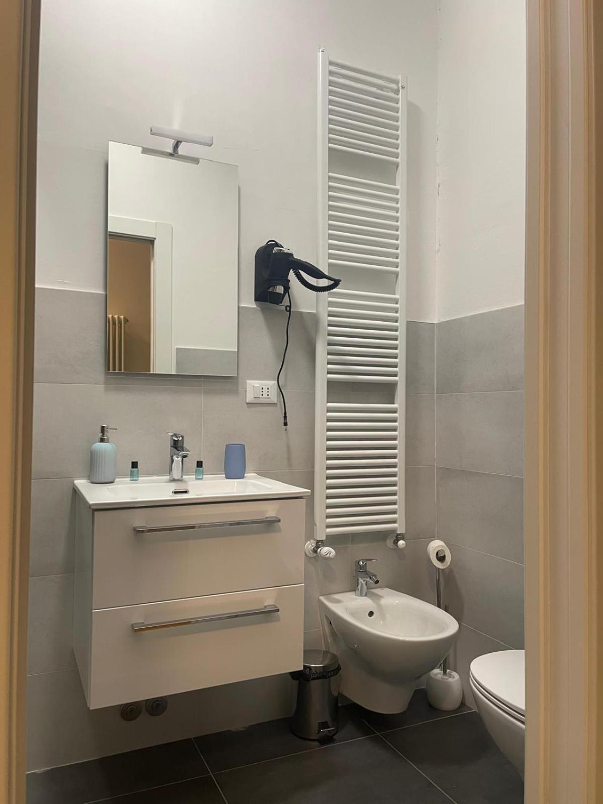Le Suites Dell'Edera Bologna Exteriör bild